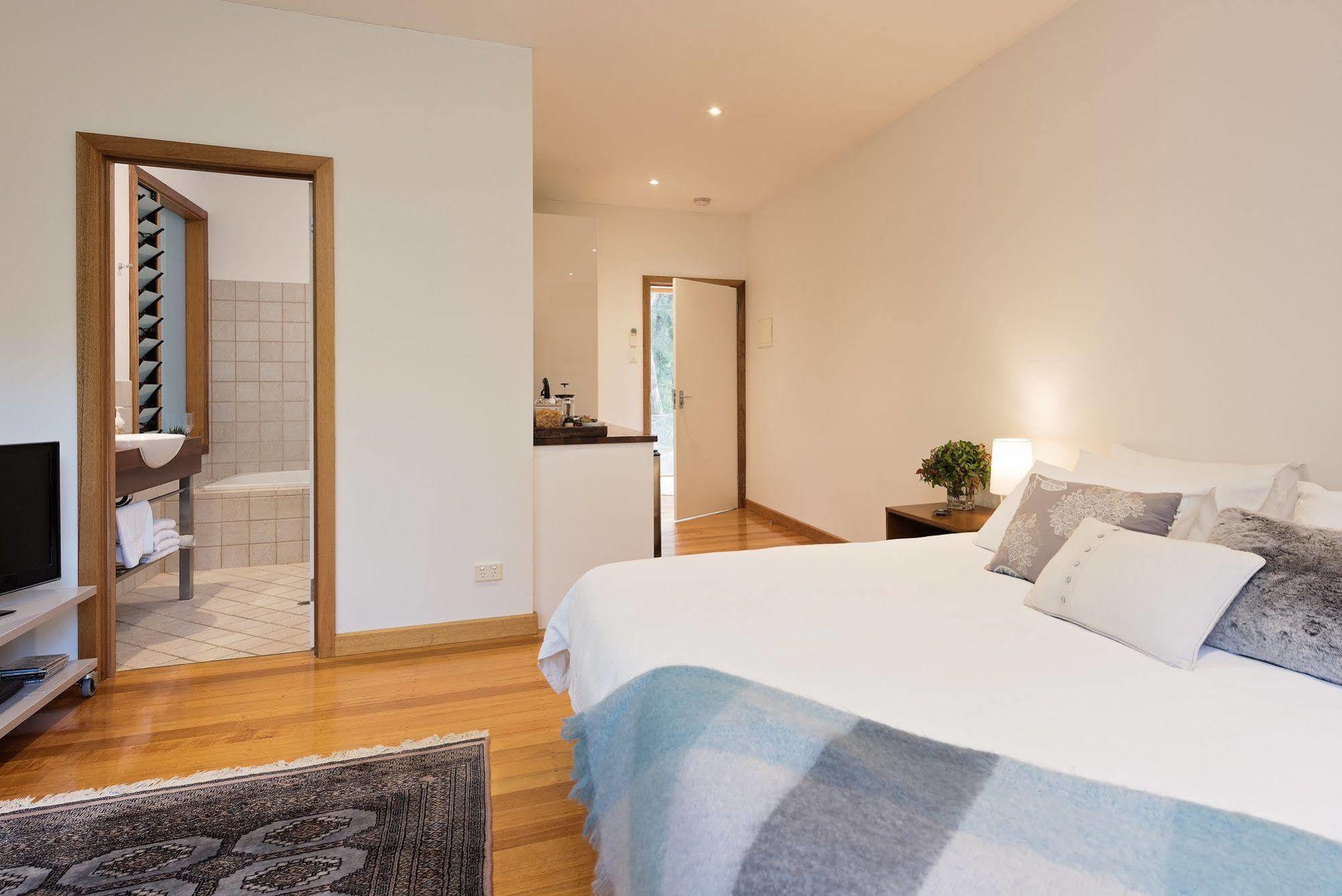 Cladich Pavilions Bed And Breakfast Aldgate Esterno foto